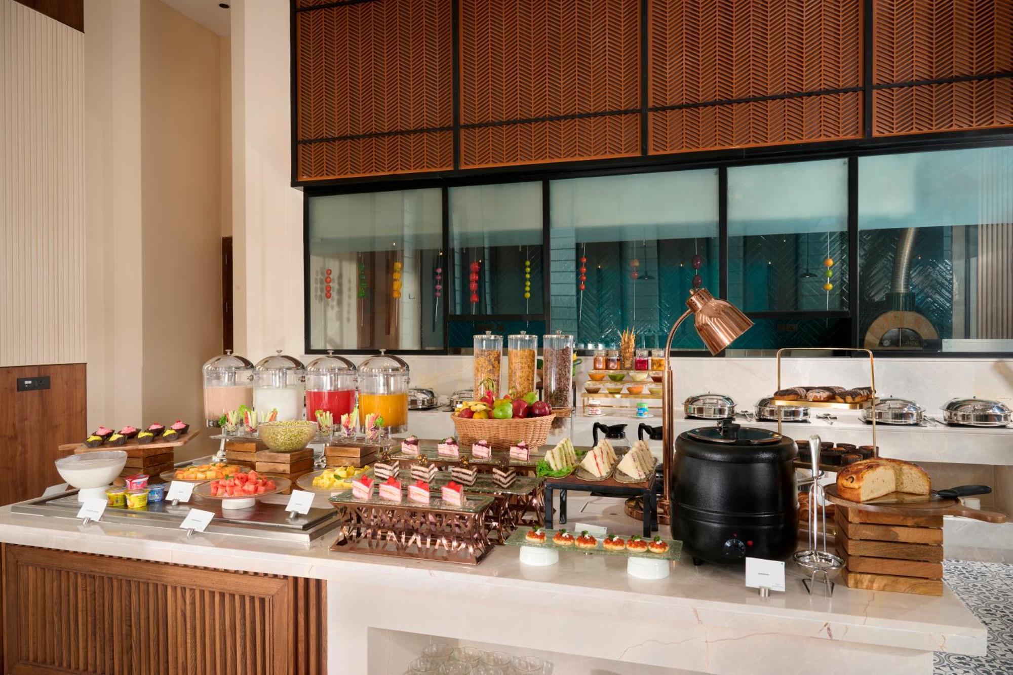 Iris Sarovar Portico Gurgaon Zewnętrze zdjęcie