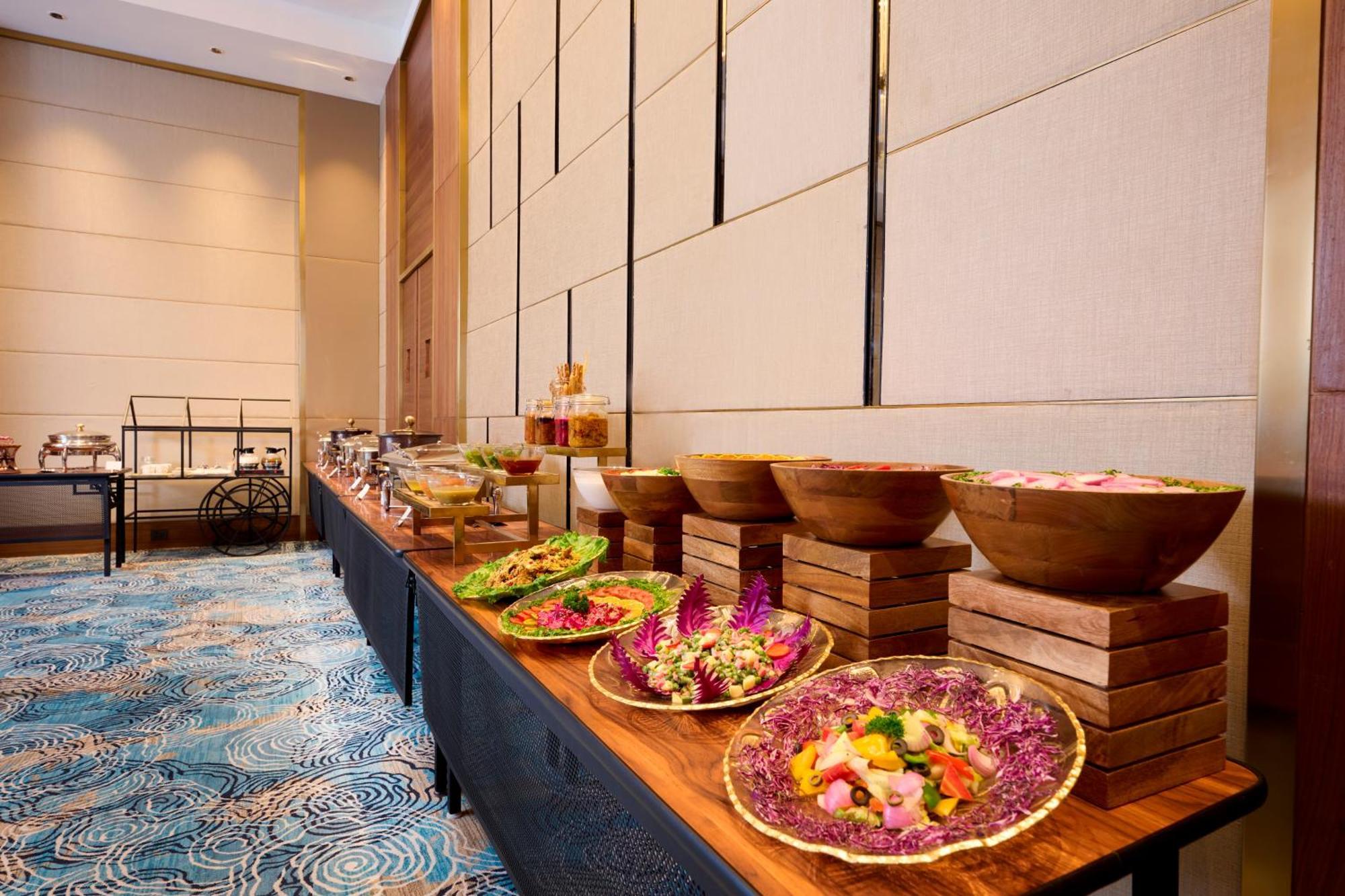 Iris Sarovar Portico Gurgaon Zewnętrze zdjęcie