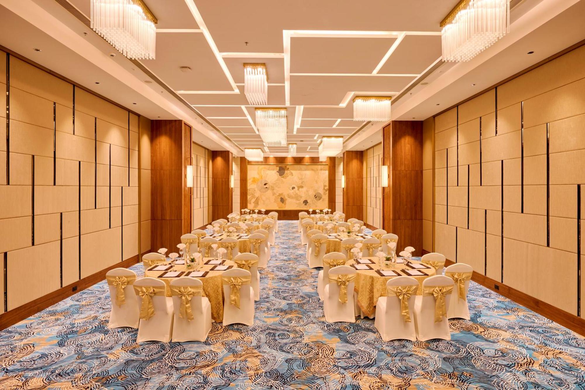 Iris Sarovar Portico Gurgaon Zewnętrze zdjęcie