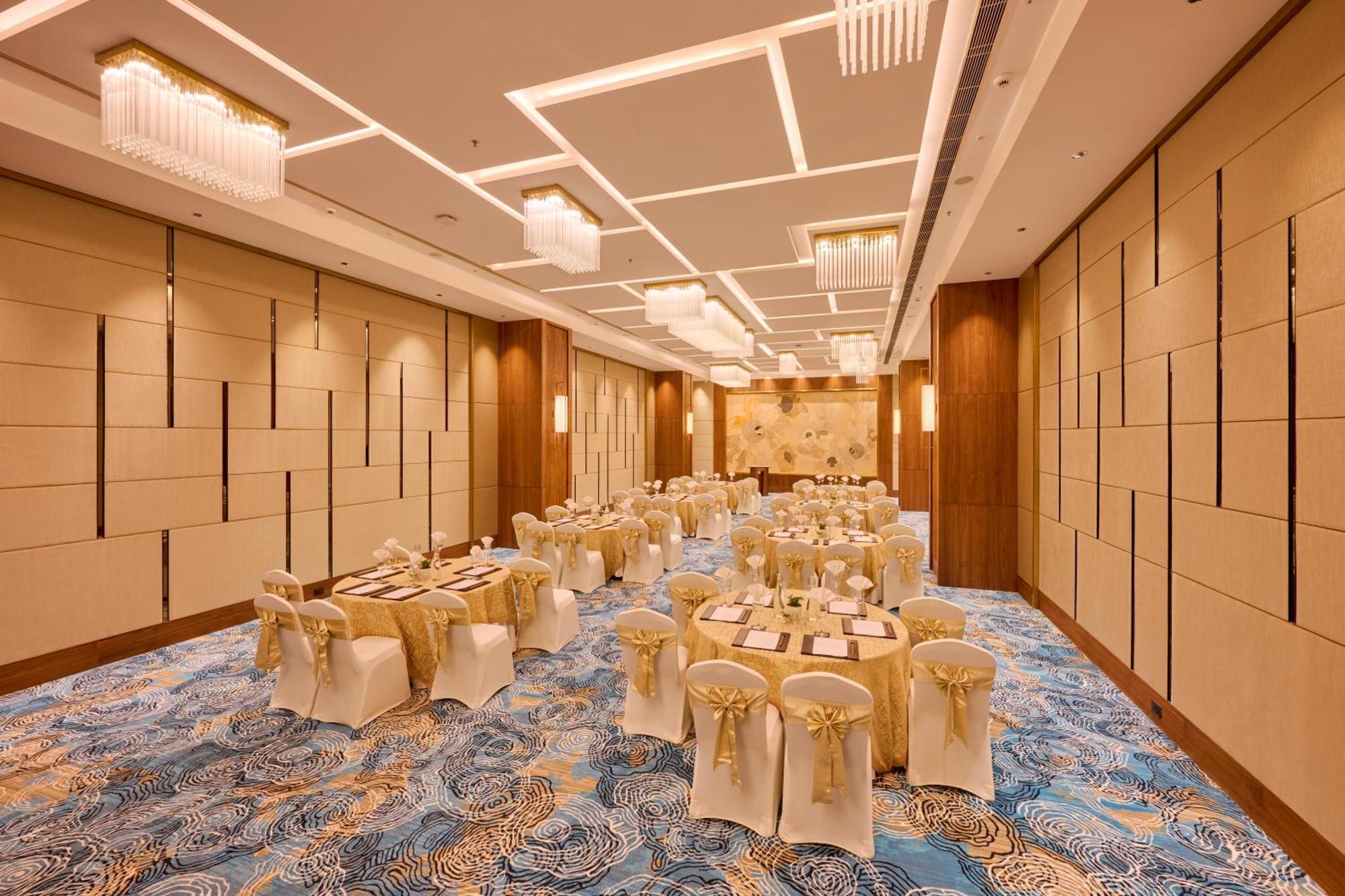 Iris Sarovar Portico Gurgaon Zewnętrze zdjęcie